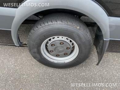 2017 Smartliner Mercedes-Benz Sprinter Sprinter - Sprinter for Sale in Baldwin, NY - Photo 34