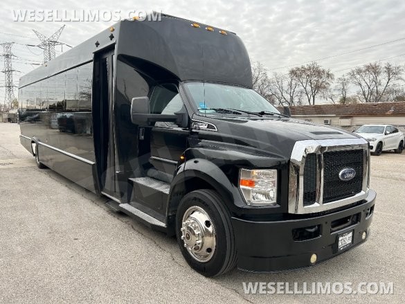 2018 Ford F-650 Limo Bus for Sale in Chicago, IL - Photo 2