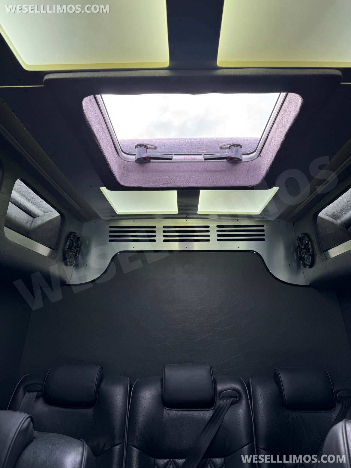 Executive Shuttle for Sale in Anaheim, CA - Photo 9