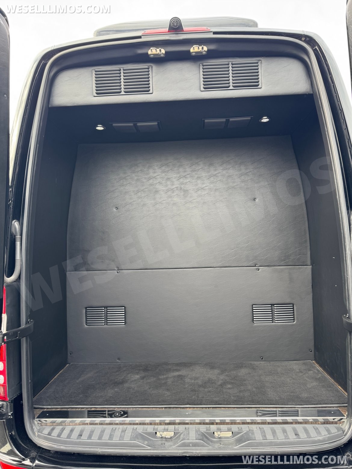 Executive Shuttle for Sale in Anaheim, CA - Photo 16