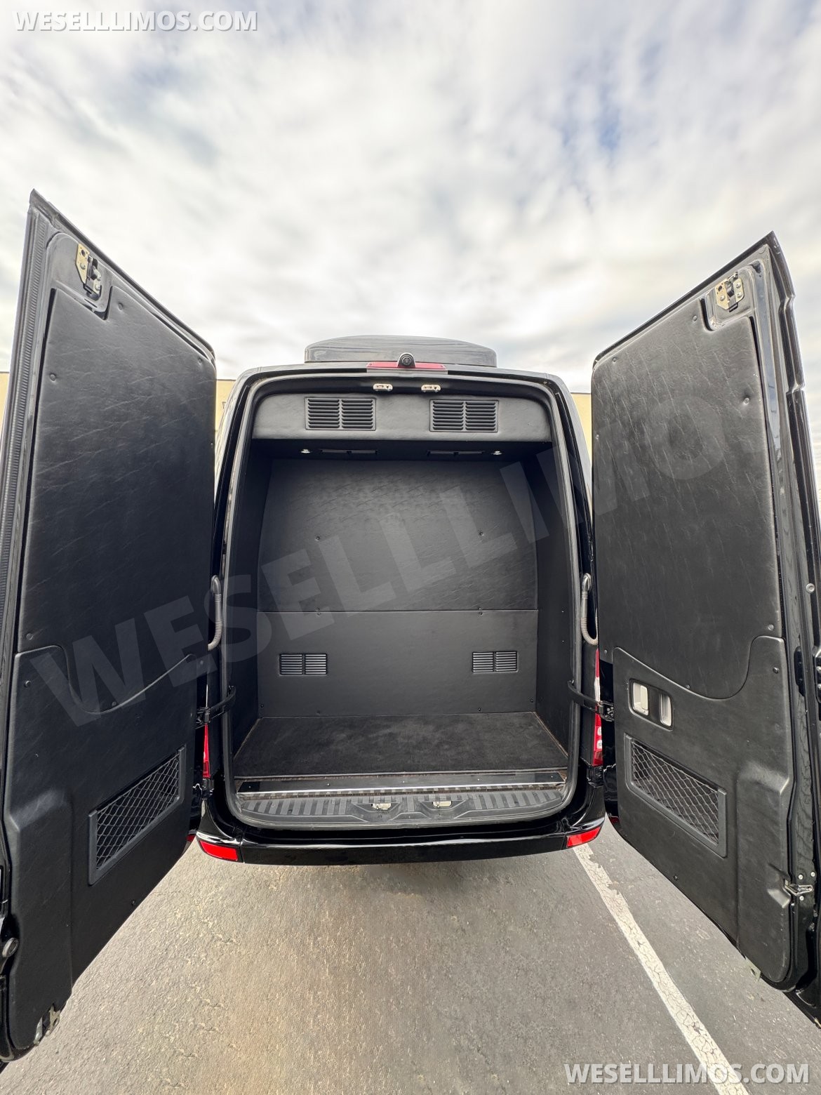 Executive Shuttle for Sale in Anaheim, CA - Photo 24