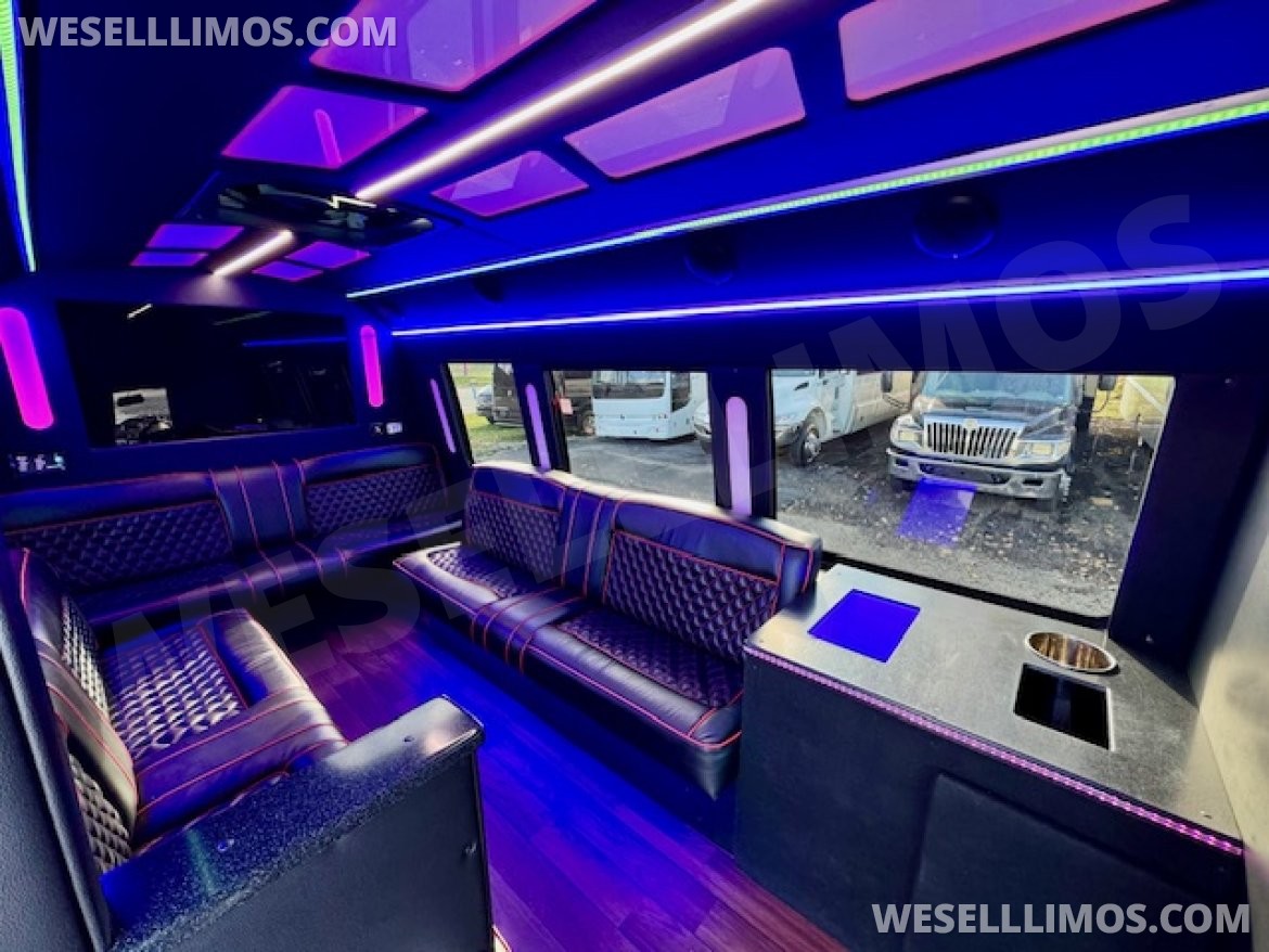 Limo Bus for Sale in Erie, PA - Photo 7