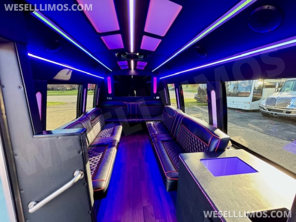 Limo Bus for Sale in Erie, PA - Photo 8