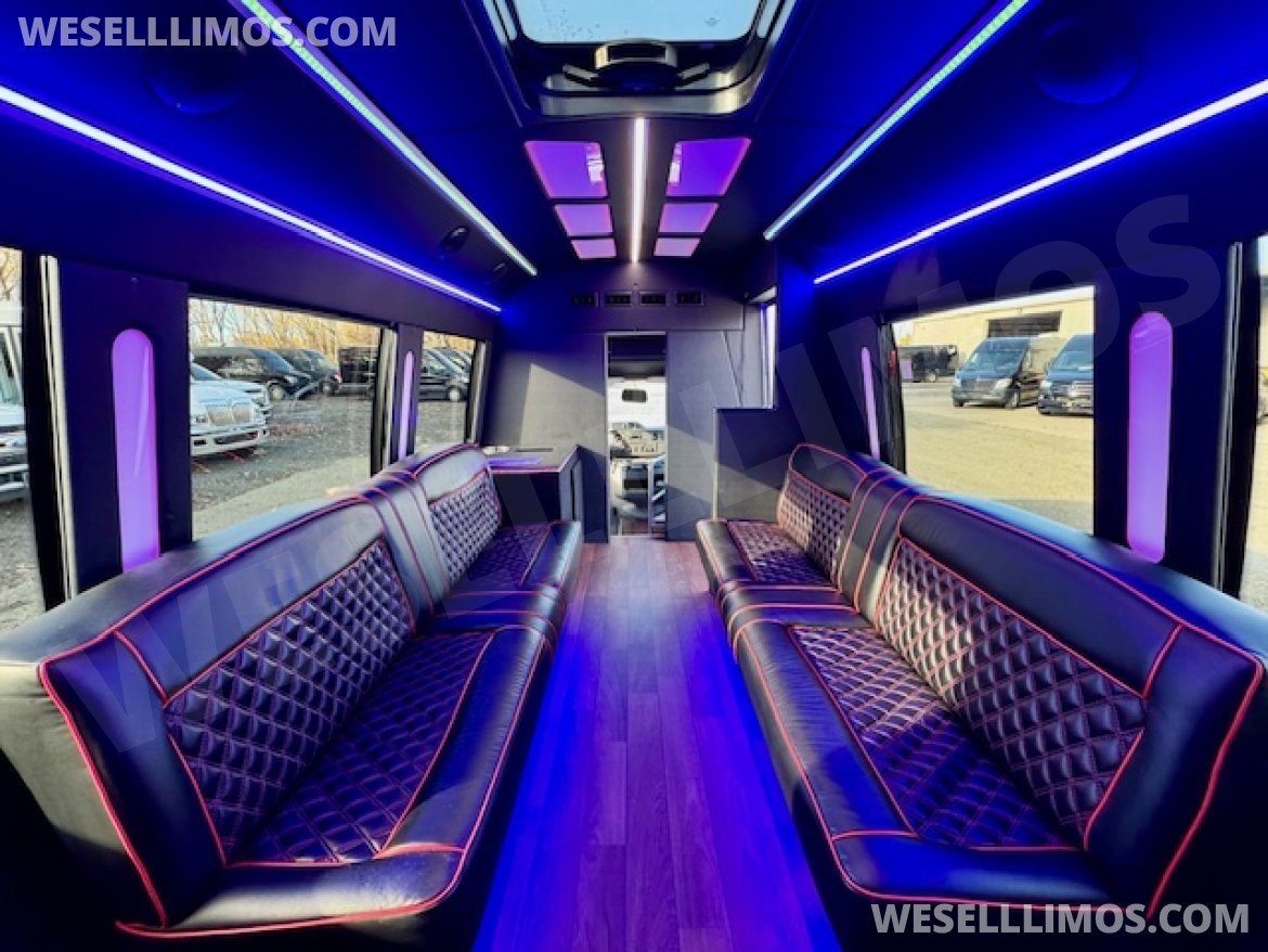Limo Bus for Sale in Erie, PA - Photo 10