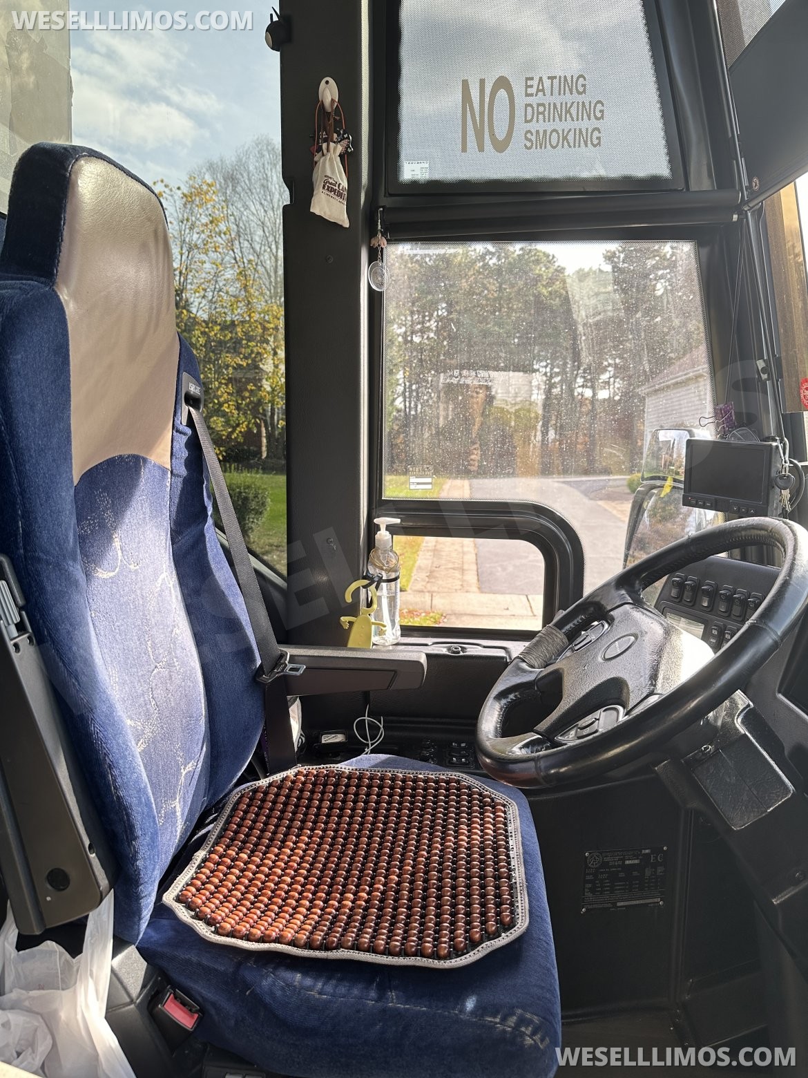 Motorcoach for Sale in Monroe, NJ - Photo 6