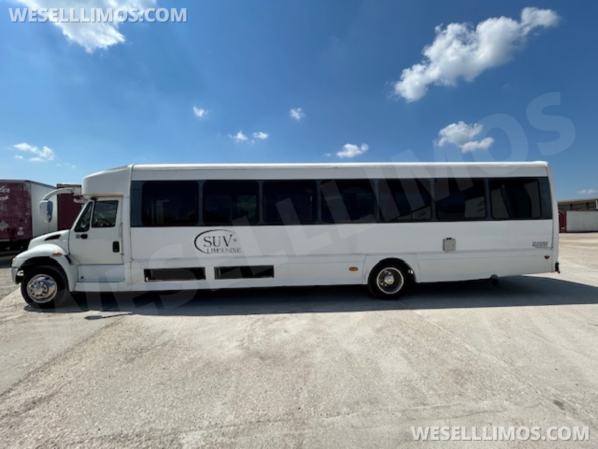 Shuttle Bus for Sale in Evansville, IN - Photo 5