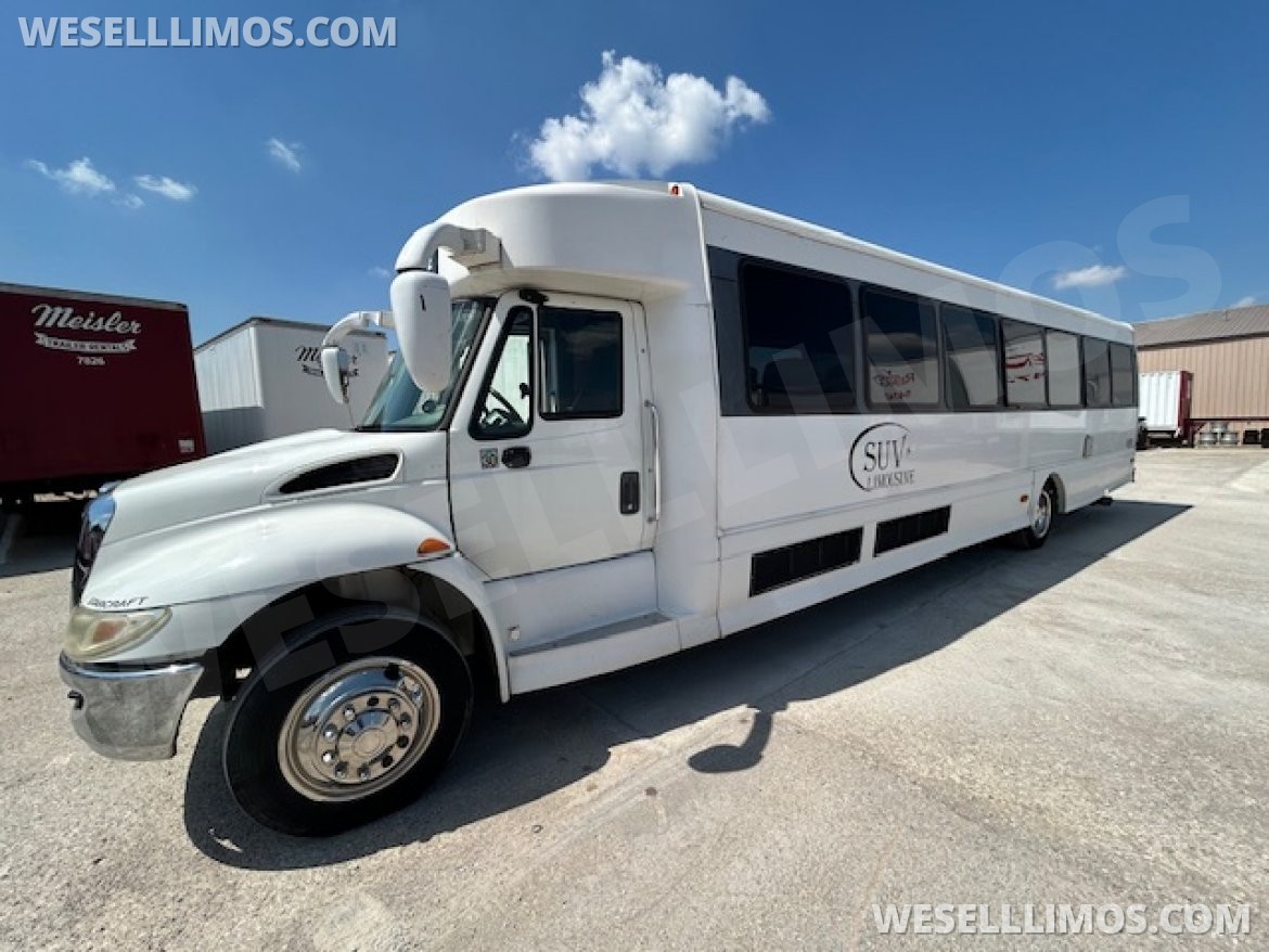 Shuttle Bus for Sale in Evansville, IN - Photo 6