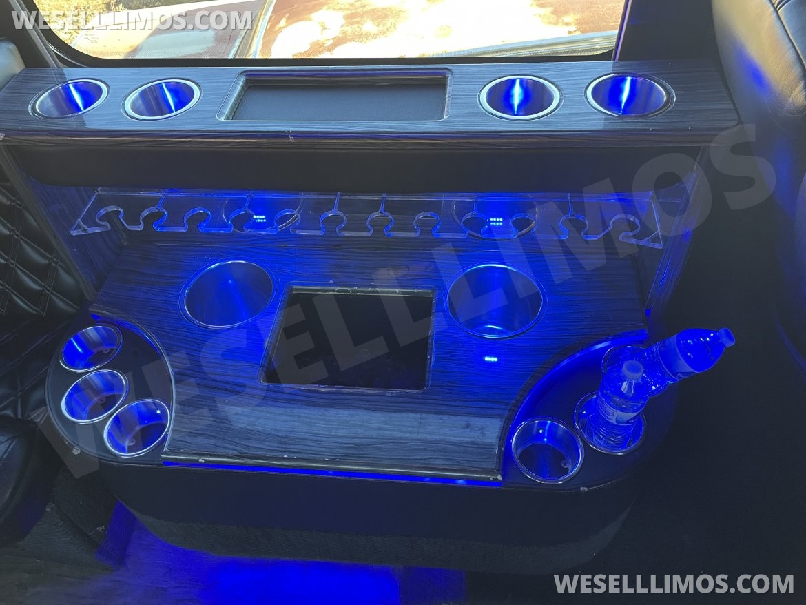 Limo Bus for Sale in Canton, GA - Photo 2