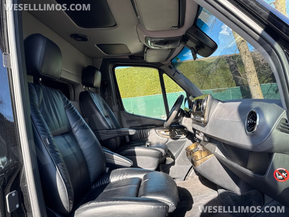 Sprinter for Sale in Baldwin, NY - Photo 23