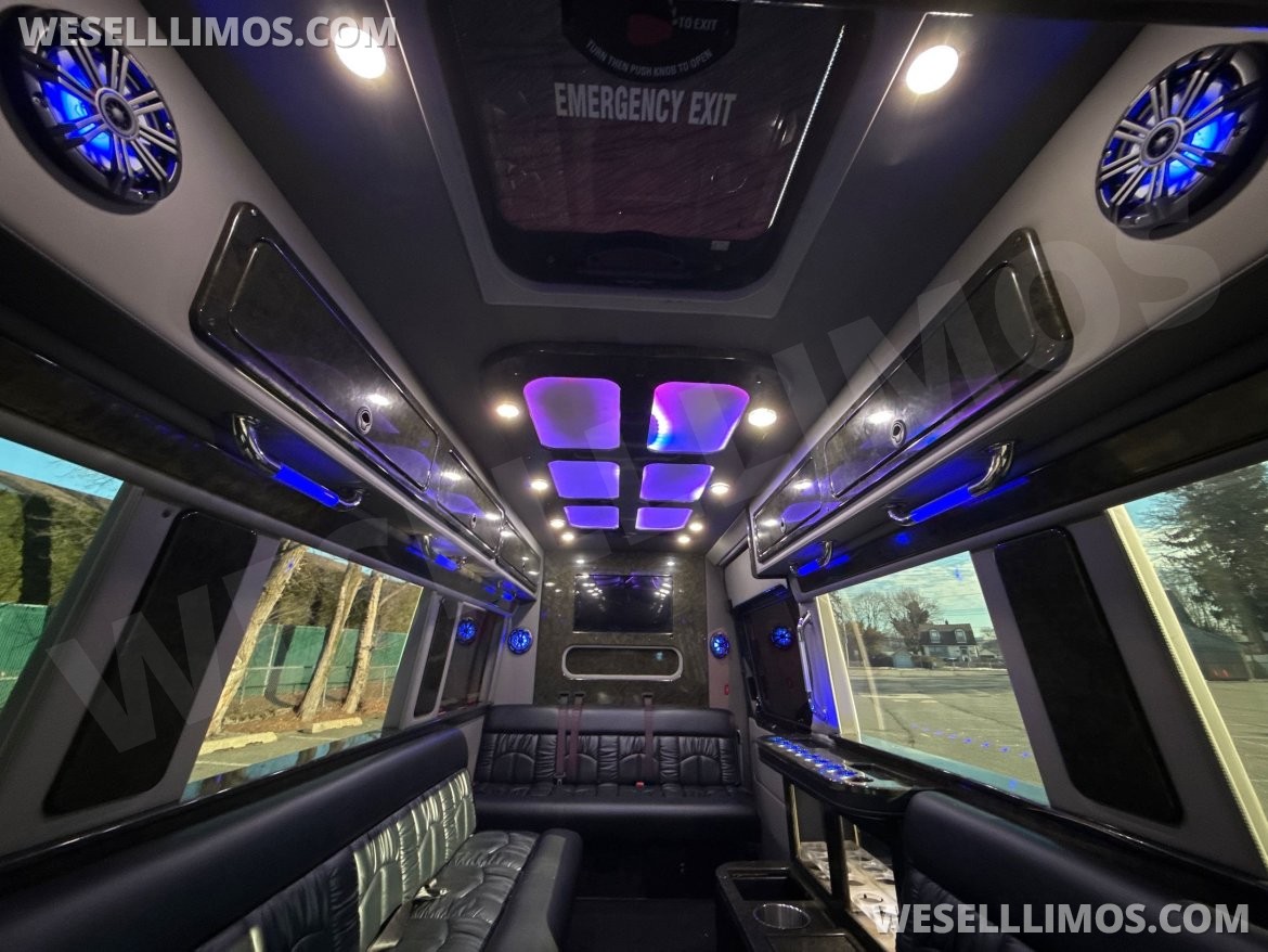 Sprinter for Sale in Baldwin, NY - Photo 34