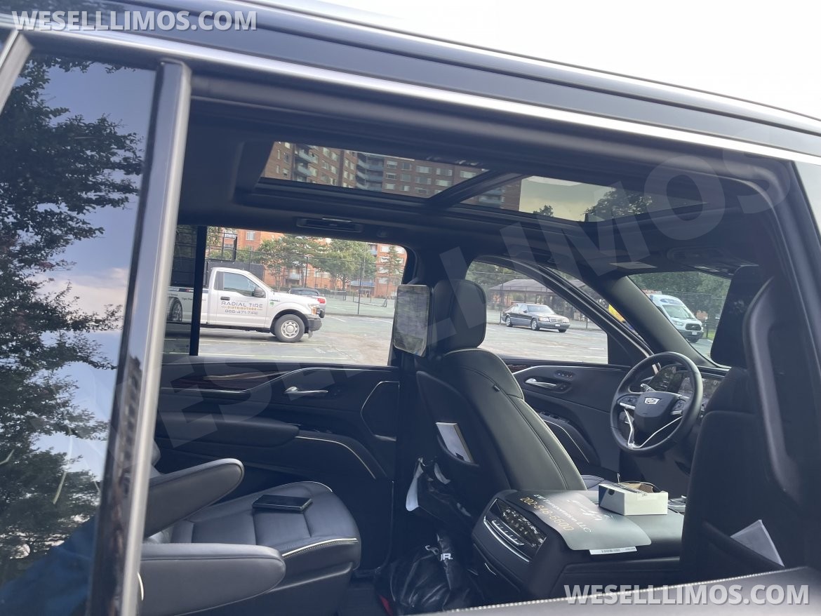 SUV for Sale in Fort Washington, MD - Photo 2