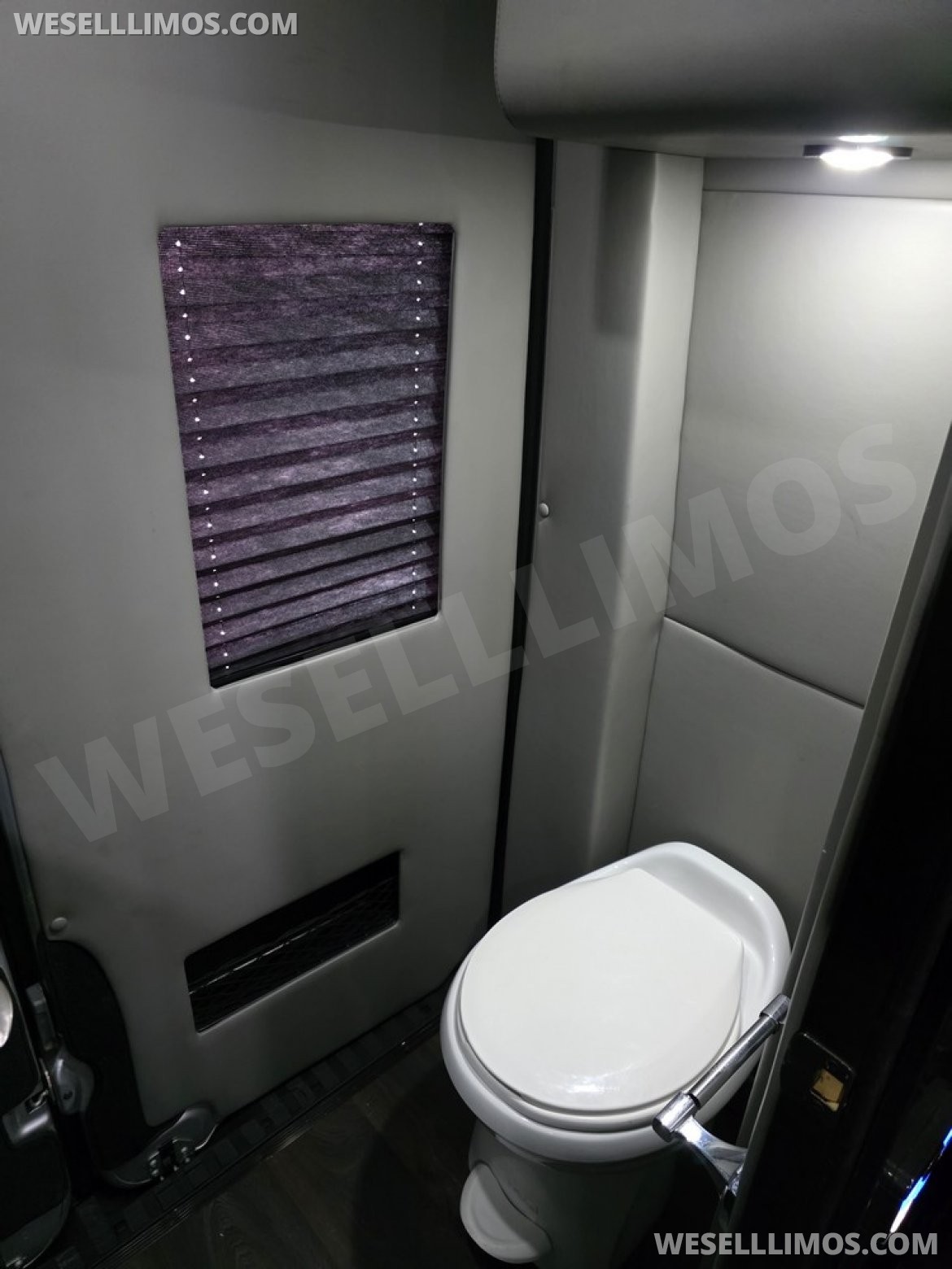 CEO SUV Mobile Office for Sale in Erie, PA - Photo 11