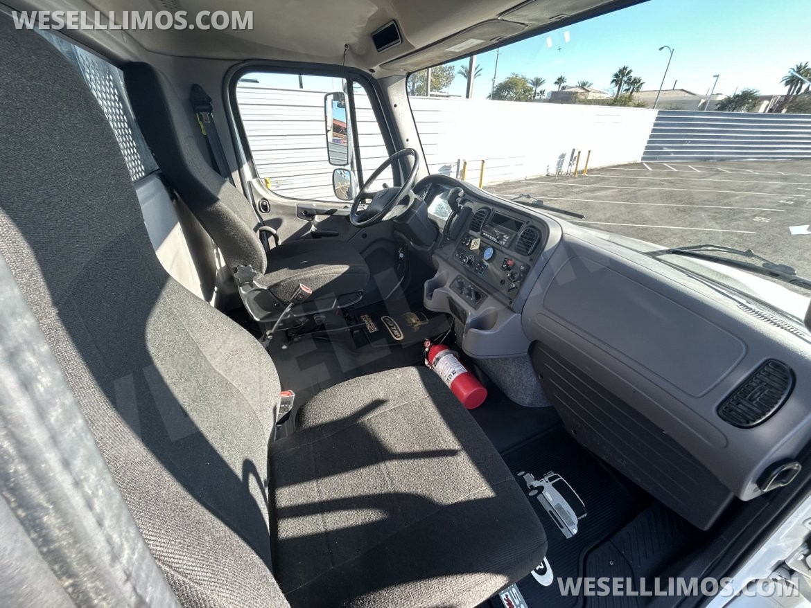 Truck for Sale in Las Vegas, NV - Photo 8