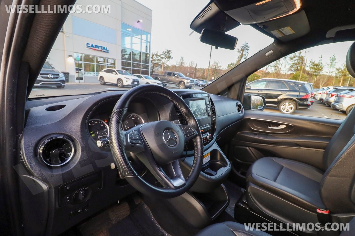 CEO SUV Mobile Office for Sale in Chantilly, VA - Photo 4