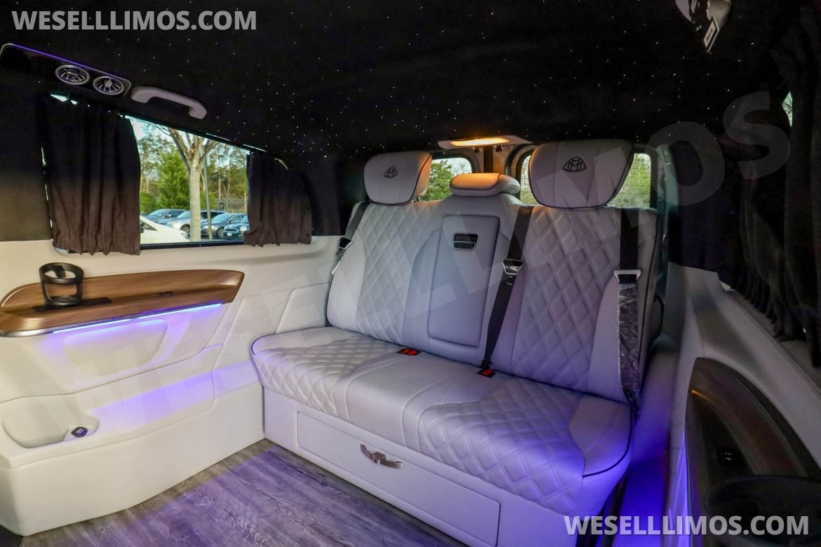 CEO SUV Mobile Office for Sale in Chantilly, VA - Photo 7