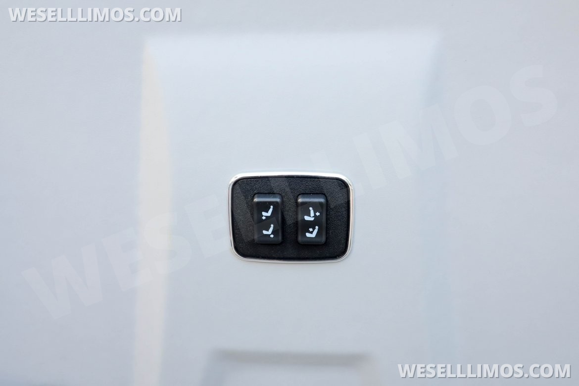 CEO SUV Mobile Office for Sale in Chantilly, VA - Photo 14