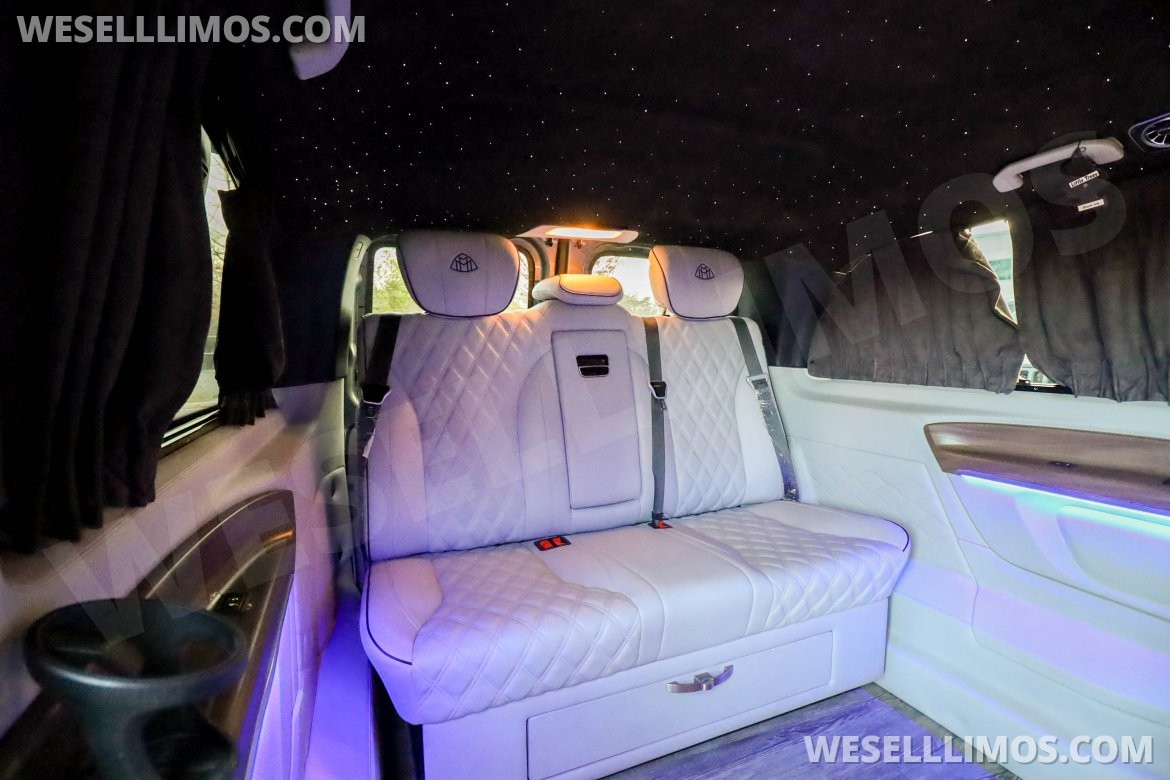 CEO SUV Mobile Office for Sale in Chantilly, VA - Photo 18