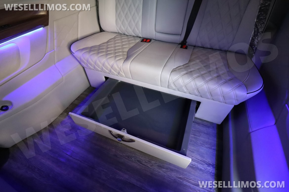 CEO SUV Mobile Office for Sale in Chantilly, VA - Photo 60