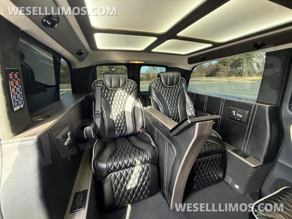 2020 Mercedes-Benz Metris Sprinter for Sale in Lakewood, NJ - Photo 2