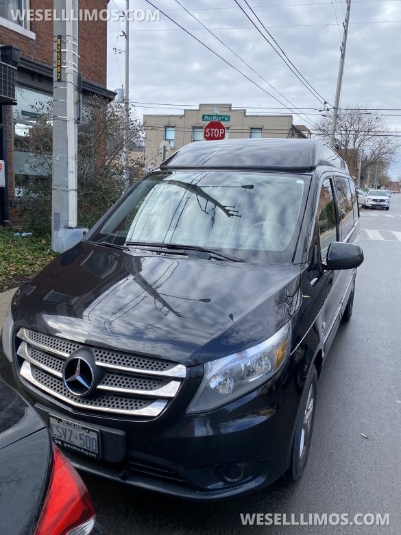 2016 Mercedes-Benz Metris CEO SUV Mobile Office for Sale in Hamilton, ON - Main Photo