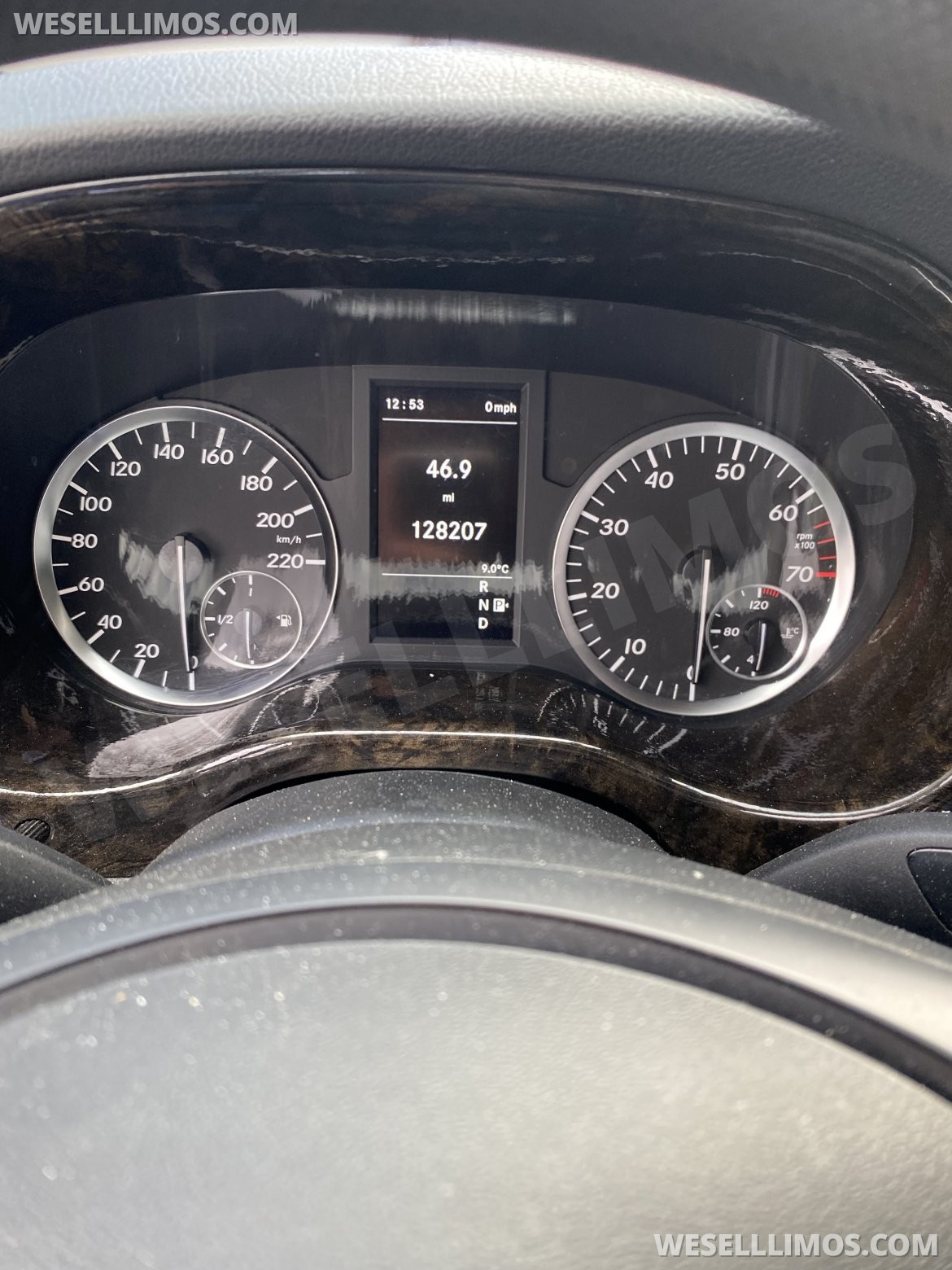 CEO SUV Mobile Office for Sale in Hamilton, ON - Photo 8