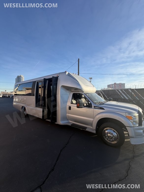 2015 Ford F-550 Executive Shuttle for Sale in Las Vegas, NV - Main Photo