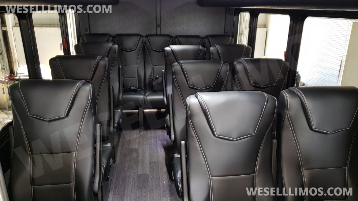 Shuttle Bus for Sale in Papillion, NE - Photo 5