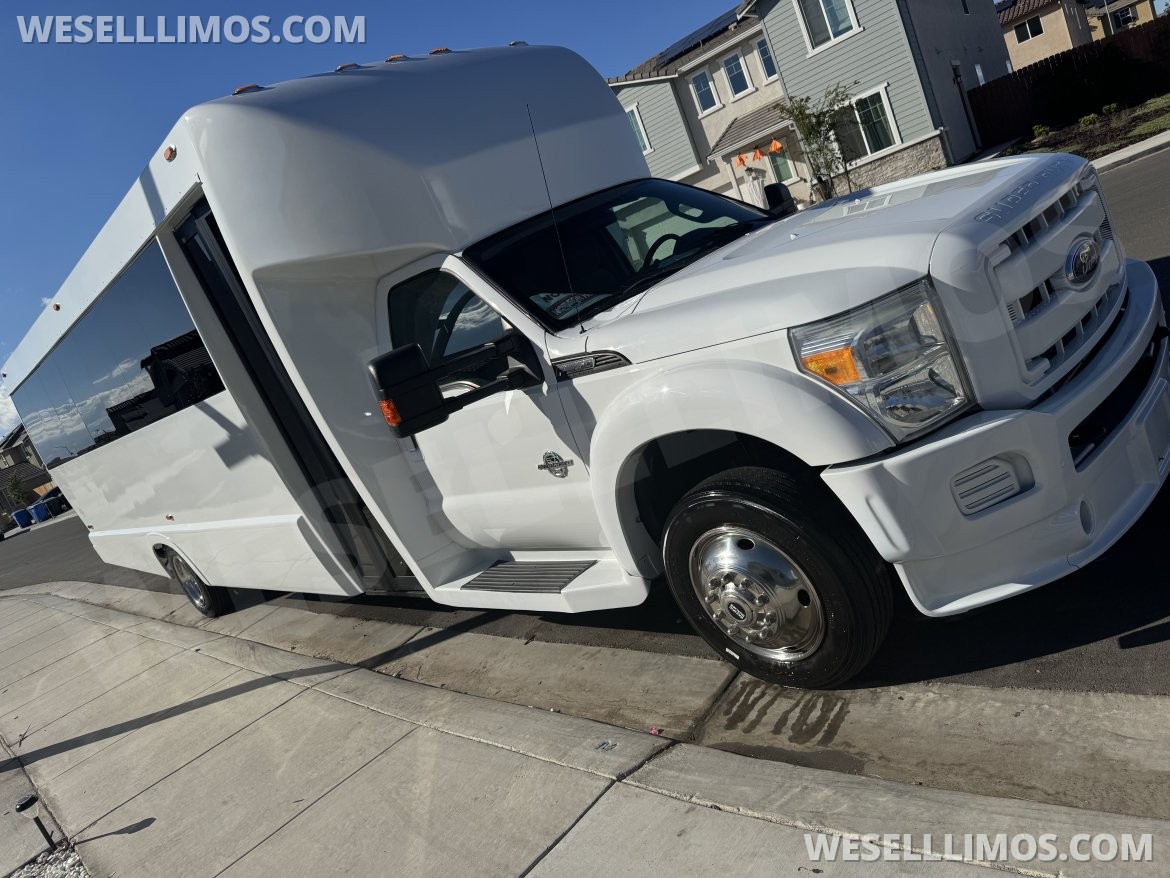 Limo Bus for Sale in Livermore, CA - Photo 2