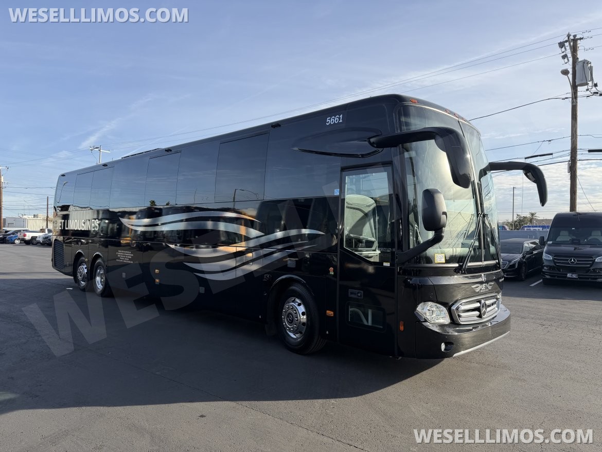 Motorcoach for Sale in Phoenix, AZ - Photo 7