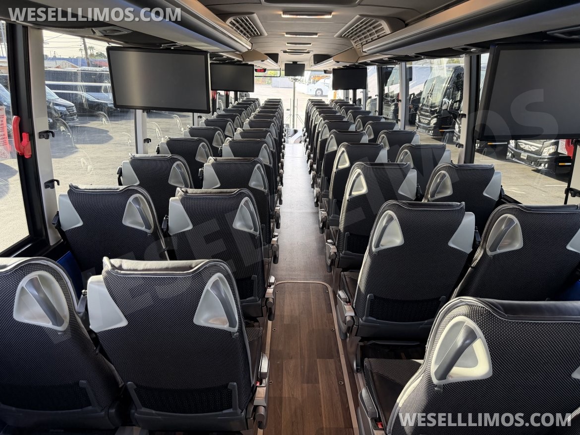 Motorcoach for Sale in Phoenix, AZ - Photo 15