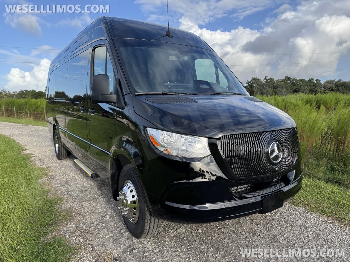 Executive Shuttle for Sale in Alva, FL - Photo 6
