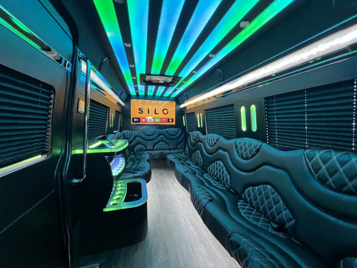 Sprinter for Sale in Corona, CA - Photo 3