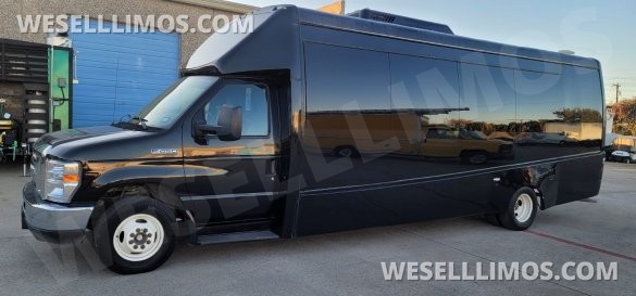 2019 Ford E-450 Limo Bus for Sale in Frisco, TX - Main Photo