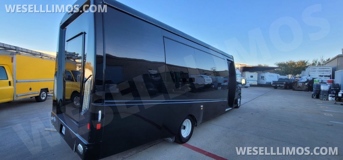 Limo Bus for Sale in Frisco, TX - Photo 4