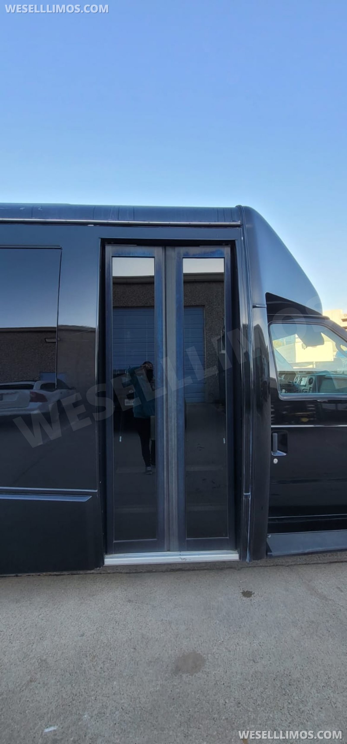 Limo Bus for Sale in Frisco, TX - Photo 22