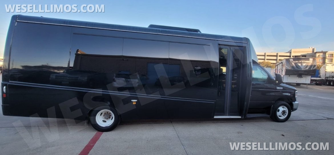 Limo Bus for Sale in Frisco, TX - Photo 3