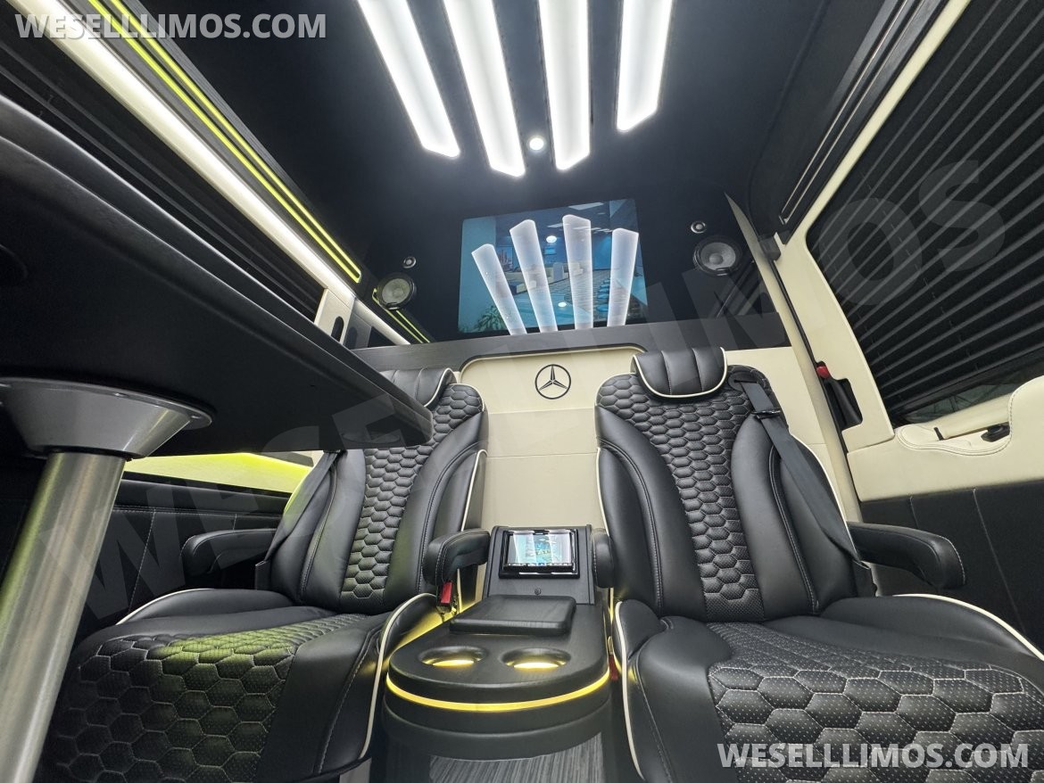 Sprinter for Sale in Sprinfield, MO - Photo 12
