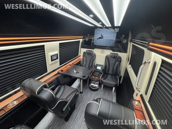 2025 Mercedes-Benz Executive Class Sprinter for Sale in Sprinfield, MO - Photo 2