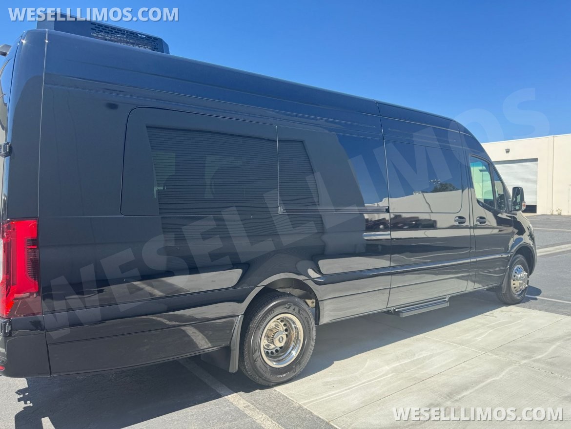 Executive Shuttle for Sale in Anaheim, CA - Photo 14