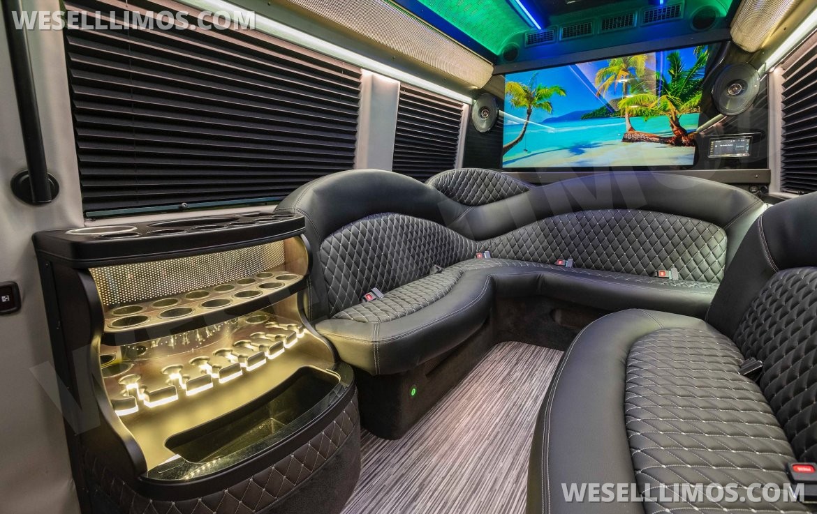 Limo Bus for Sale in Springfield, MO - Main Photo