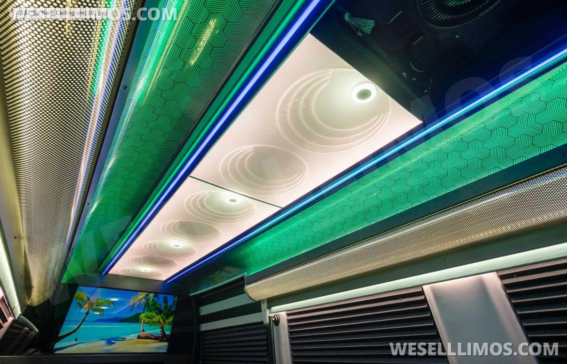 Limo Bus for Sale in Springfield, MO - Photo 15
