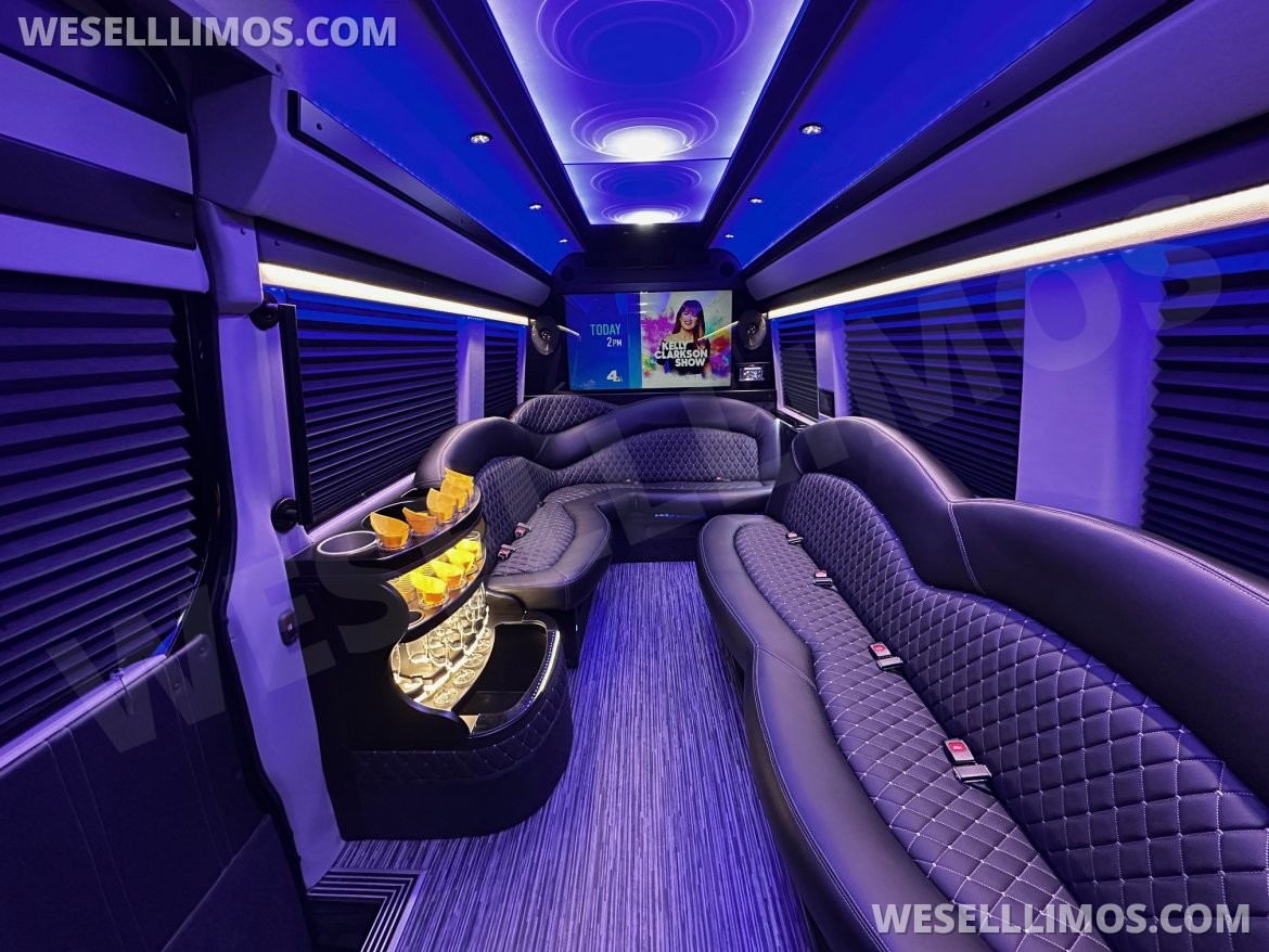 Sprinter for Sale in Carson, CA - Main Photo