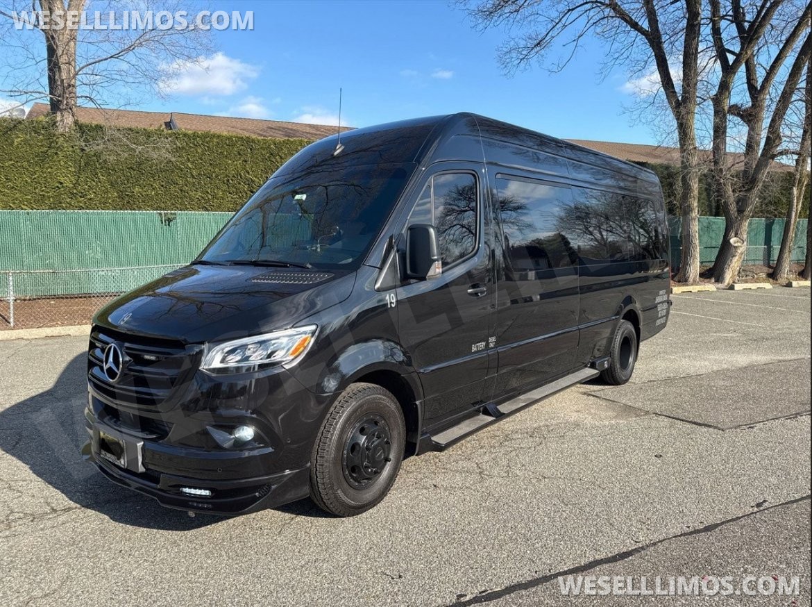 Sprinter for Sale in baldwin, NY - Photo 2