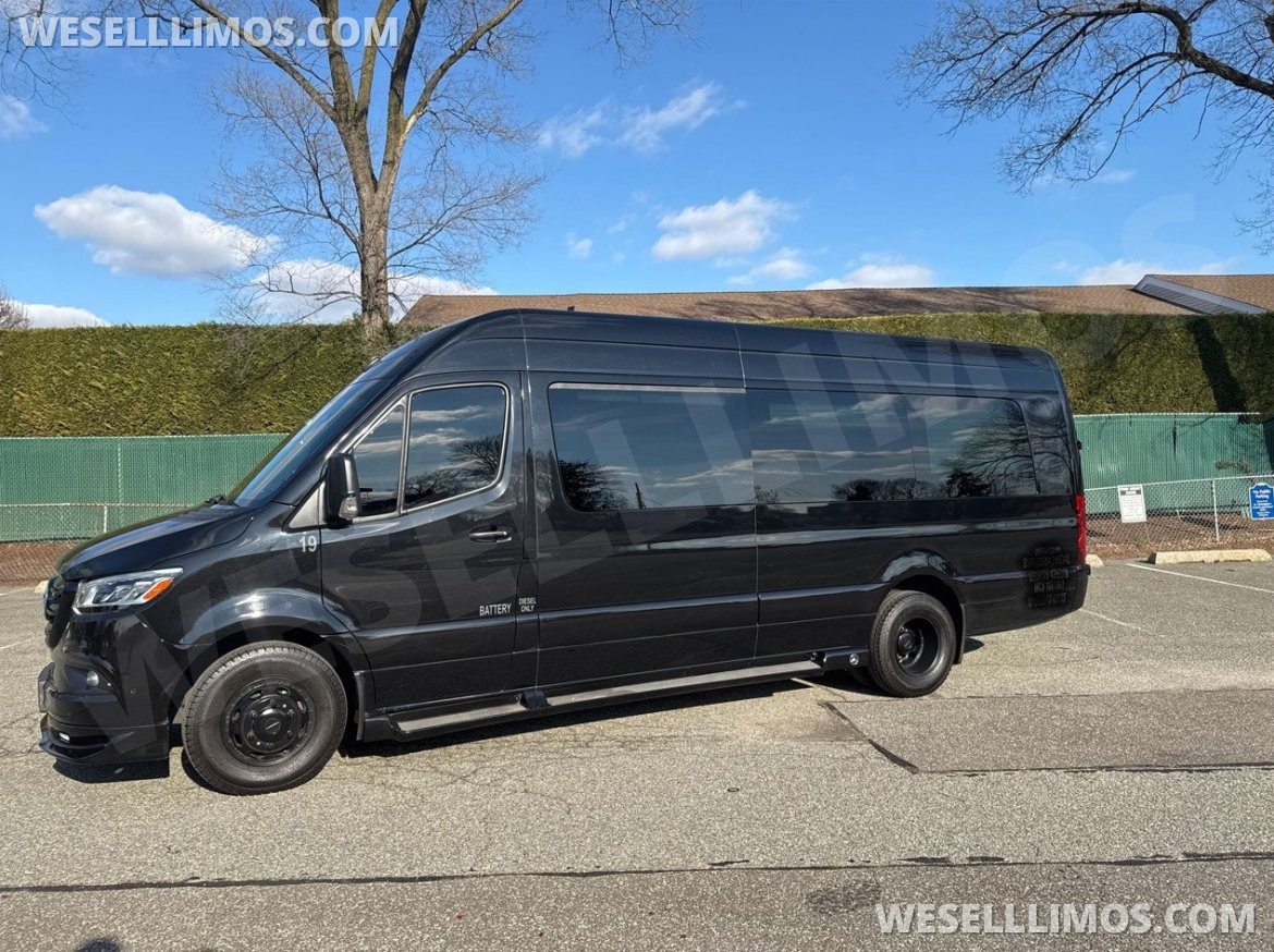 Sprinter for Sale in baldwin, NY - Photo 4