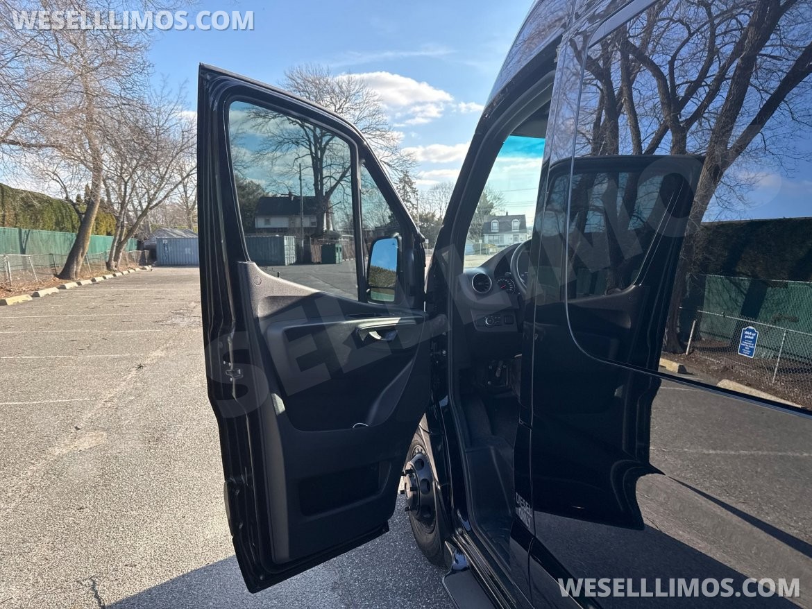 Sprinter for Sale in baldwin, NY - Photo 14