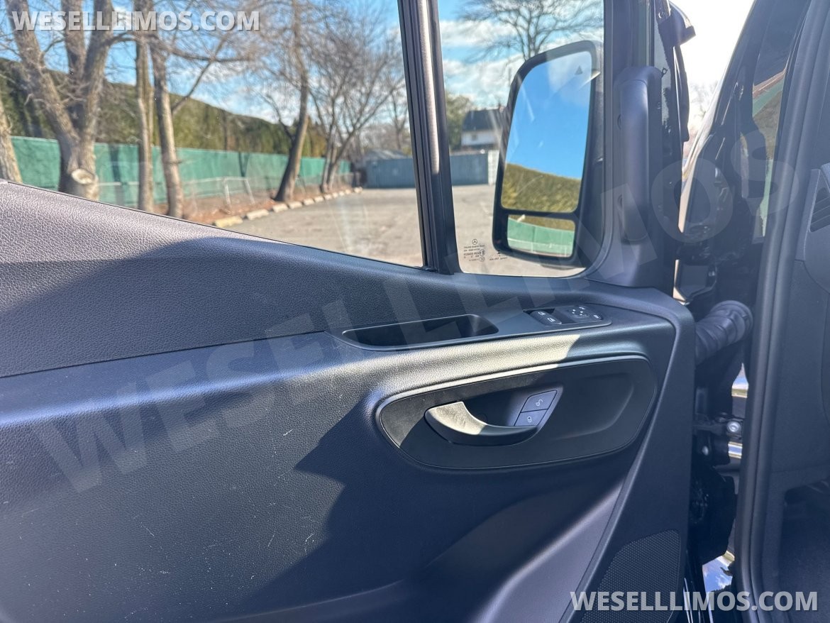 Sprinter for Sale in baldwin, NY - Photo 15