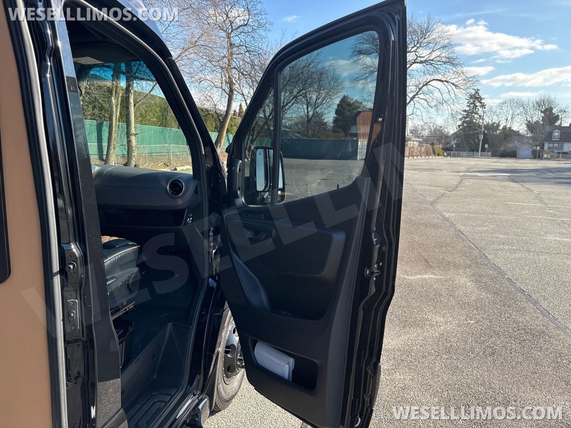Sprinter for Sale in baldwin, NY - Photo 21