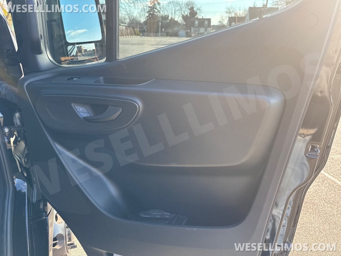 Sprinter for Sale in baldwin, NY - Photo 22