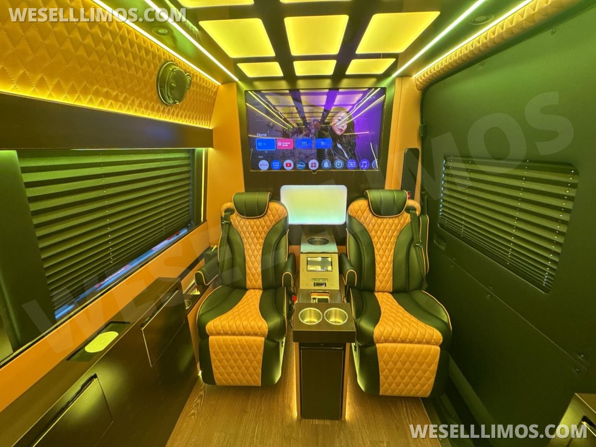 Sprinter for Sale in baldwin, NY - Photo 31