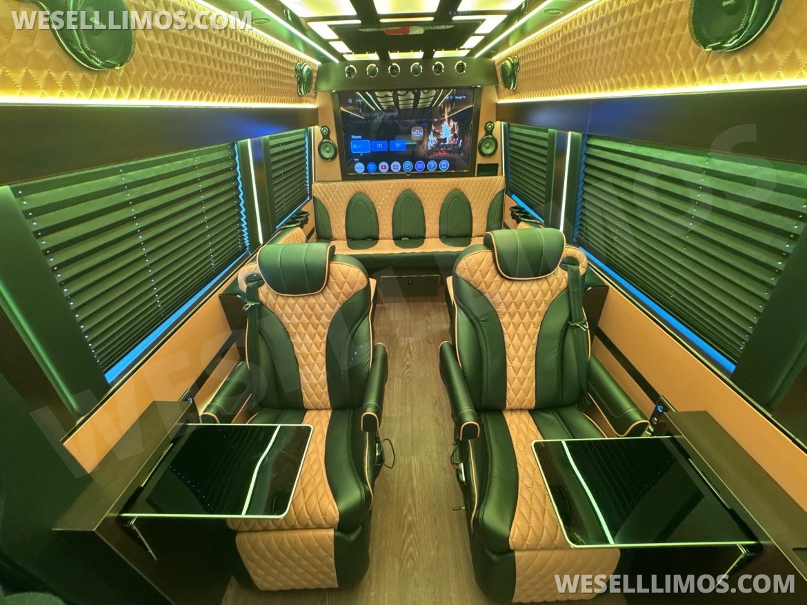 Sprinter for Sale in baldwin, NY - Main Photo
